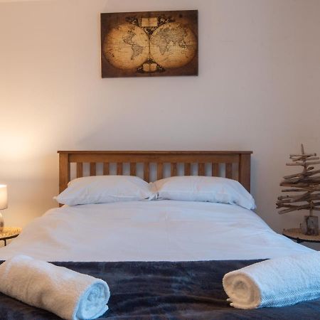 Castle View - Flat In Mumbles - Free Parking Apartment Oystermouth Екстериор снимка