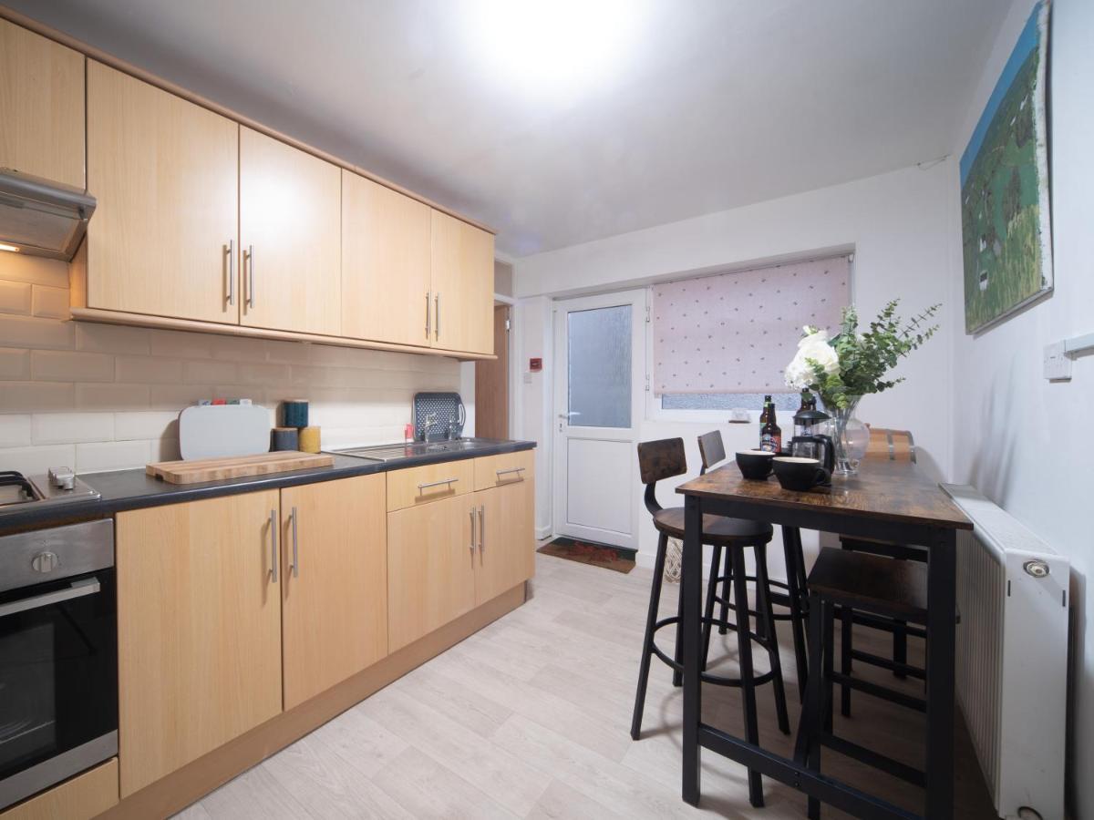 Castle View - Flat In Mumbles - Free Parking Apartment Oystermouth Екстериор снимка