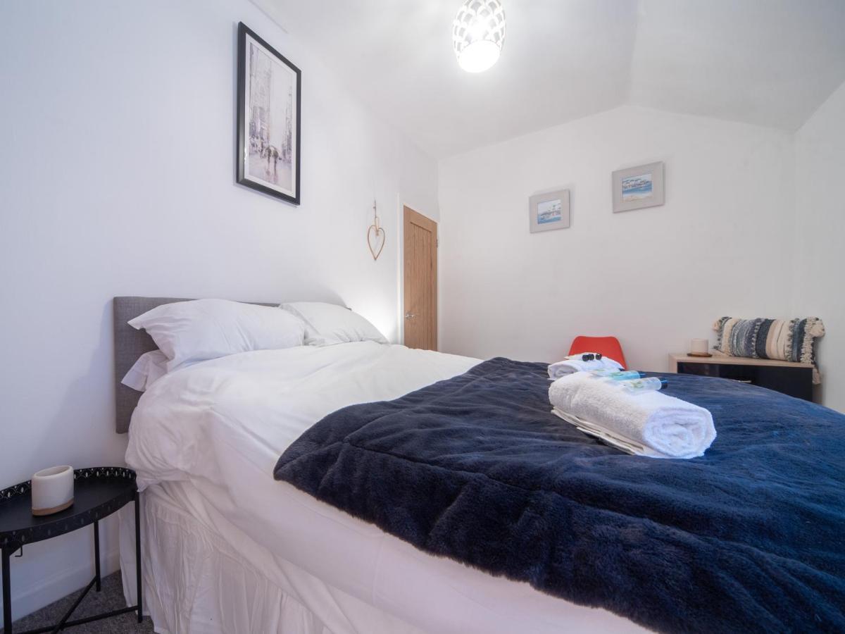 Castle View - Flat In Mumbles - Free Parking Apartment Oystermouth Екстериор снимка